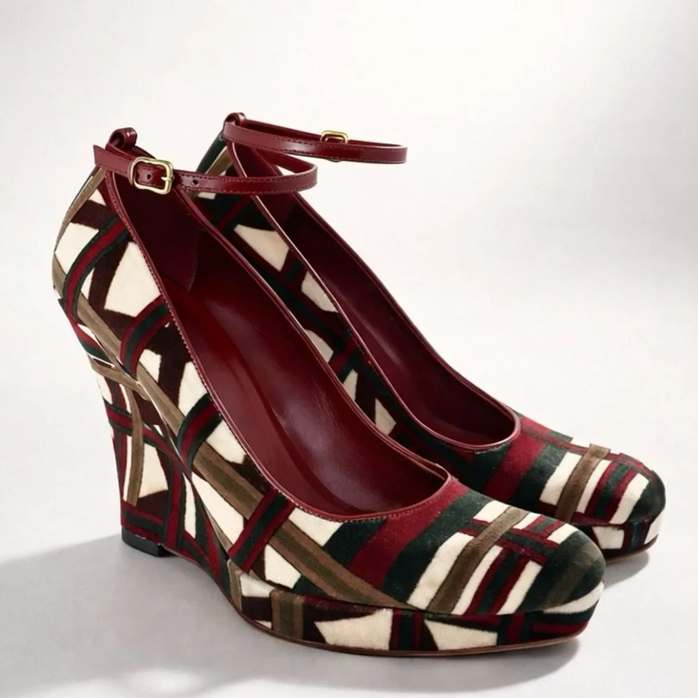 Gucci Velvet Web Ribbon wedges, ankle straps, red/white/green, 6.5b, box, EUC - Picture 2 of 16